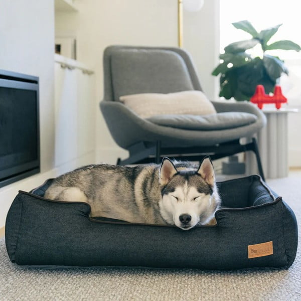 Cuccia in blu scuro per cane 100x75 cm Lounge Bed Denim Medieval Blue / Dark Chocolate L – P.L.A.Y.-image-1