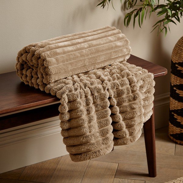 Coperta in micropile 130x170 cm Cosy Ribbed - Catherine Lansfield-image-1