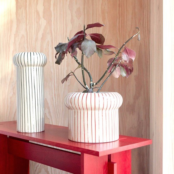 Panchina rossa in legno massiccio Kotai – OYOY Living Design-image-2