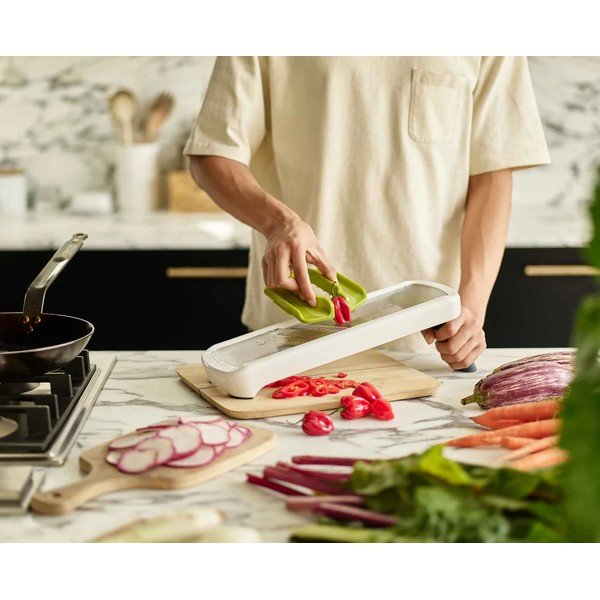 Grattugia per verdure Multi-Grip - Joseph Joseph-image-1