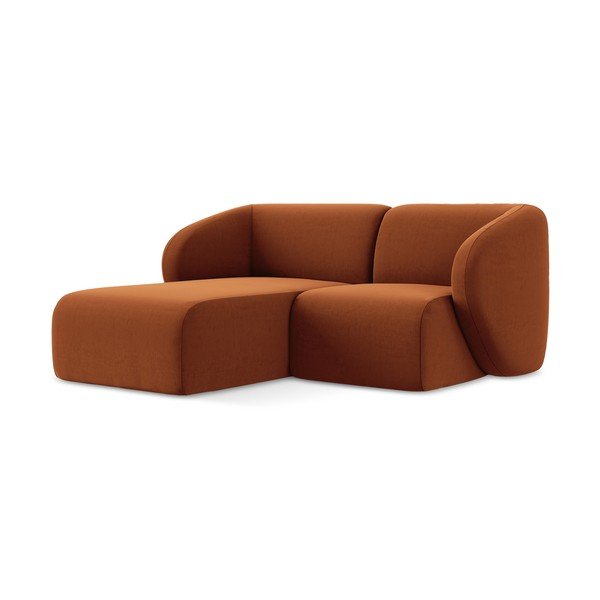 Divano angolare color terracotta (con penisola a sinistra/con chaise lounge) con rivestimento in velluto Lani – Makamii-image-1