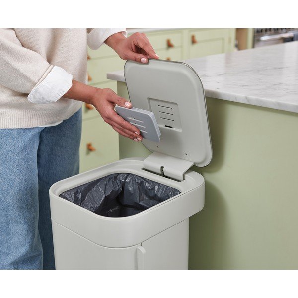 Cestino in acciaio a pedale beige da 40 l Porta - Joseph Joseph-image-1