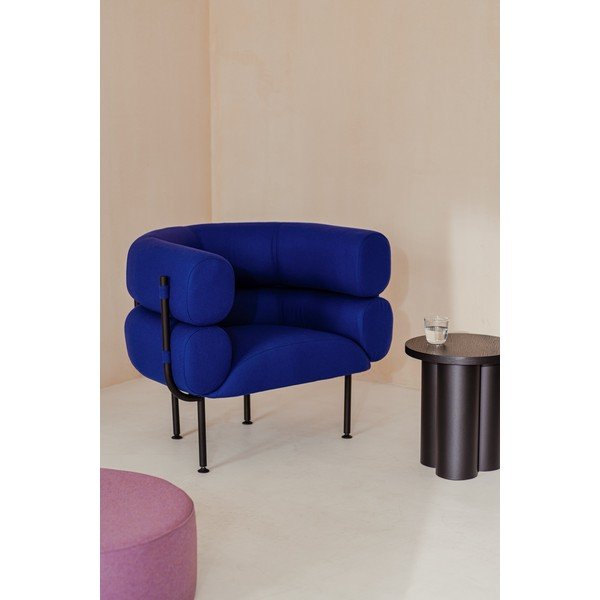 Poltrona blu con rivestimento in lana Ubi – noo.ma-image-1