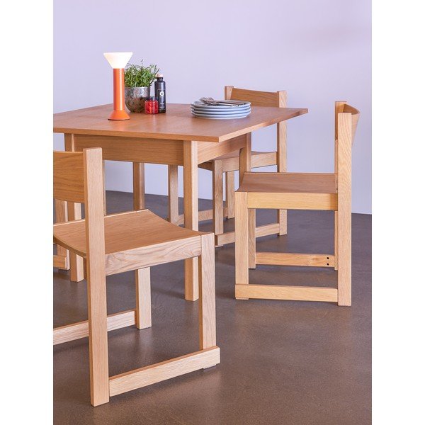 Sedia da pranzo di colore naturale con effetto rovere impilabile Forma – Hübsch-image-2