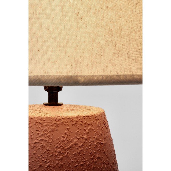 Lampada da tavolo color terracotta in ceramica con paralume in tessuto (altezza totale 41,5 cm) Irvin – Yes Everyday-image-3