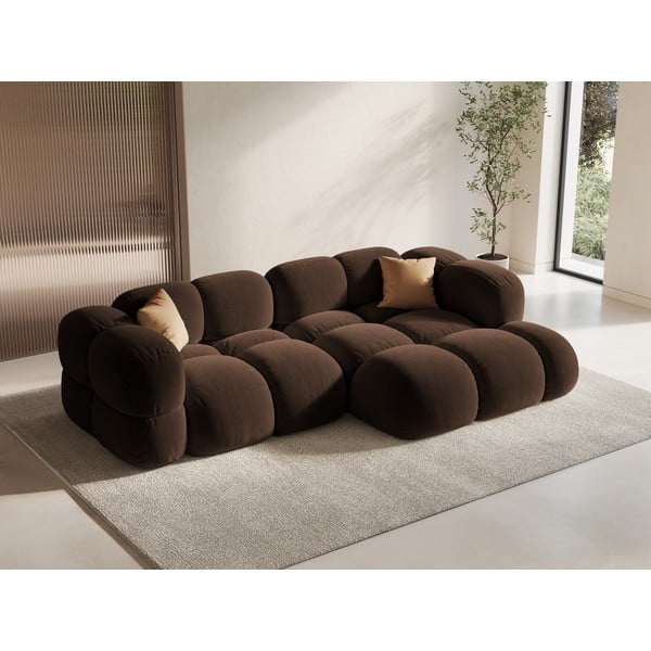 Divano angolare marrone scuro (con penisola a destra/con chaise lounge) con rivestimento in velluto Loretto – Cosmopolitan Design-image-1