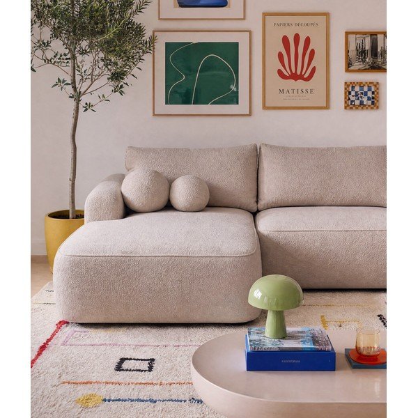 Divano angolare beige allungabile (con penisola a sinistra) con rivestimento in bouclé Quinoa – Bonami Selection-image-3