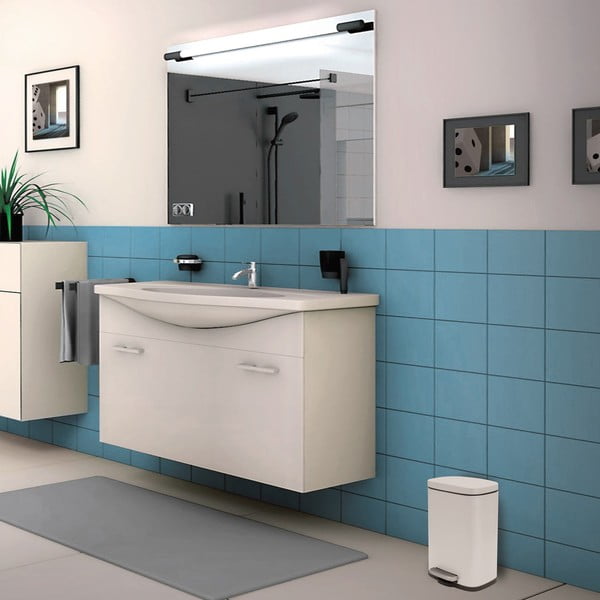 Cestino per la spazzatura bianco opaco in acciaio con pedale 5 l   Akira – Spirella-image-1