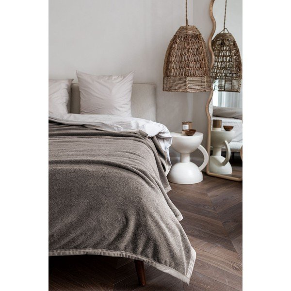 Copriletto verde in micropush per letto matrimoniale 220x240 cm Lamis - Tiseco Home Studio-image-1
