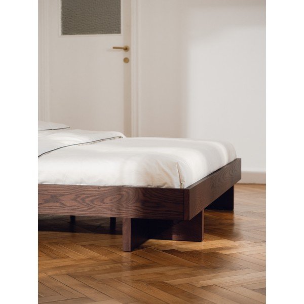 Letto matrimoniale marrone con effetto frassino in MDF senza testiera con rete inclusa 180x200 cm Kito – noo.ma-image-2