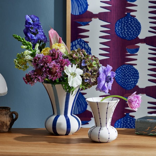 Vaso in ceramica bianca dipinto a mano Signature - Kähler Design-image-1