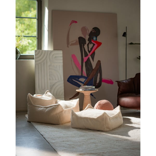 Pouf a sacco per bambini color crema con rivestimento in bouclé Chair – Wigiwama-image-4