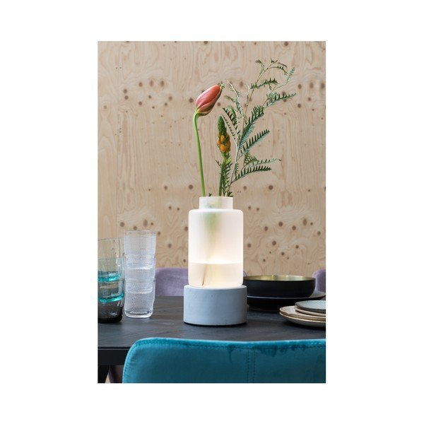 Vaso con retroilluminazione e dettagli in cemento Reina, altezza 25 cm - Zuiver-image-2