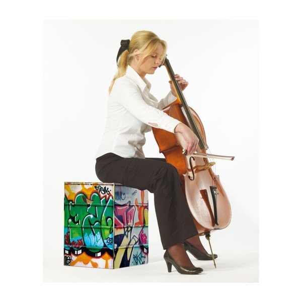 Graffiti su sedia - Remember-image-1