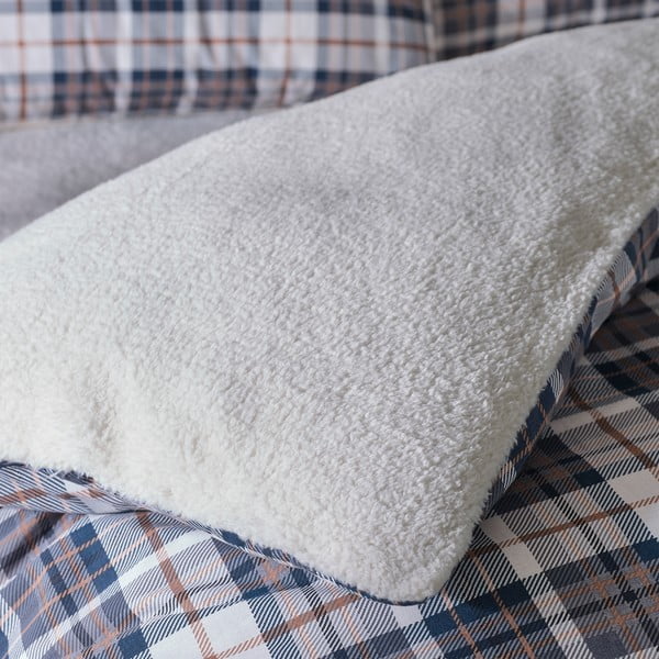 Set copripiumino e federa blu e beige in sherpa per letto matrimoniale 200x200 cm Cosy Sherpa Check – Catherine Lansfield-image-3