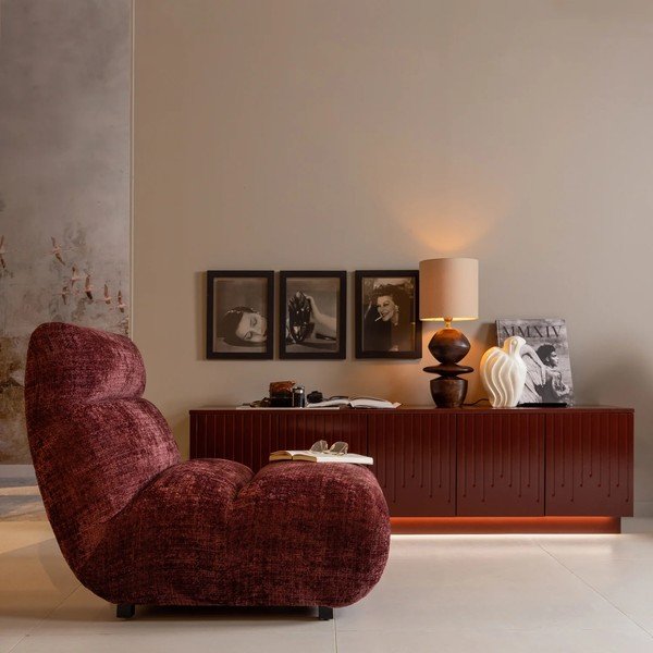 Poltrona burgundy con rivestimento in ciniglia Observe – WOOOD-image-1