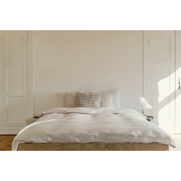 Letto matrimoniale nero in truciolato senza testiera con rete inclusa 200x200 cm Streiko – noo.ma-image-3