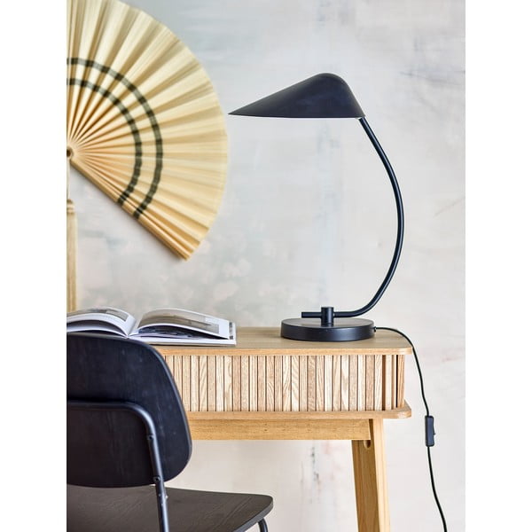 Lampada da tavolo nera con paralume in metallo (altezza totale 50 cm) Nisella – Bloomingville-image-1