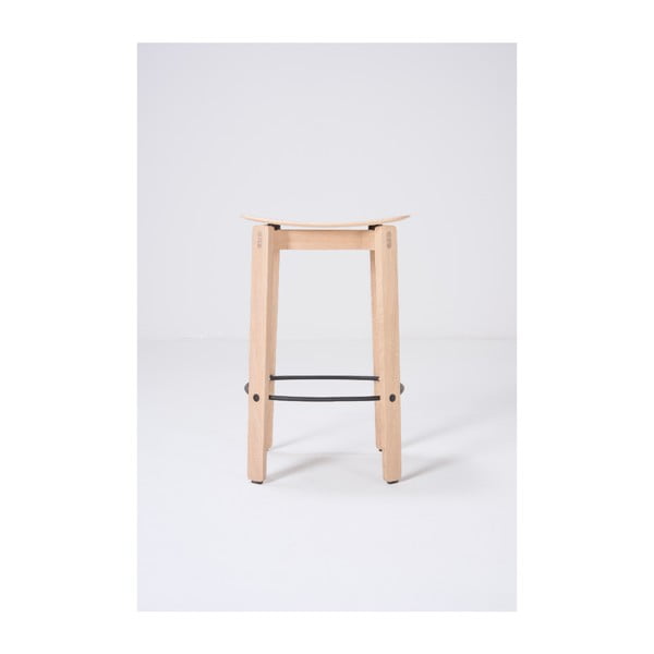 Sedia da bar di colore naturale in rovere massiccio (altezza della seduta 65 cm) Nora – Gazzda-image-3