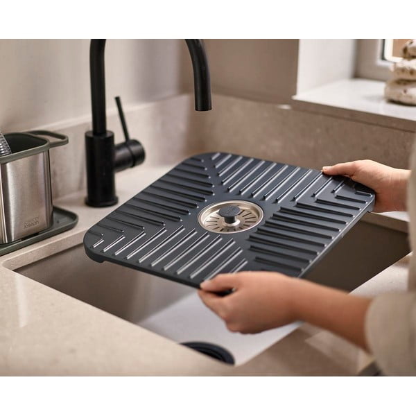 Tappetino antiscivolo per il lavello 30x30 cm SinkShield – Joseph Joseph-image-4