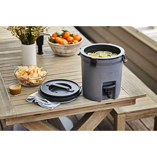 Dispenser con rubinetto 7,5 l Fast-Flow Water Jug Rose Quartz – Stanley-image-1