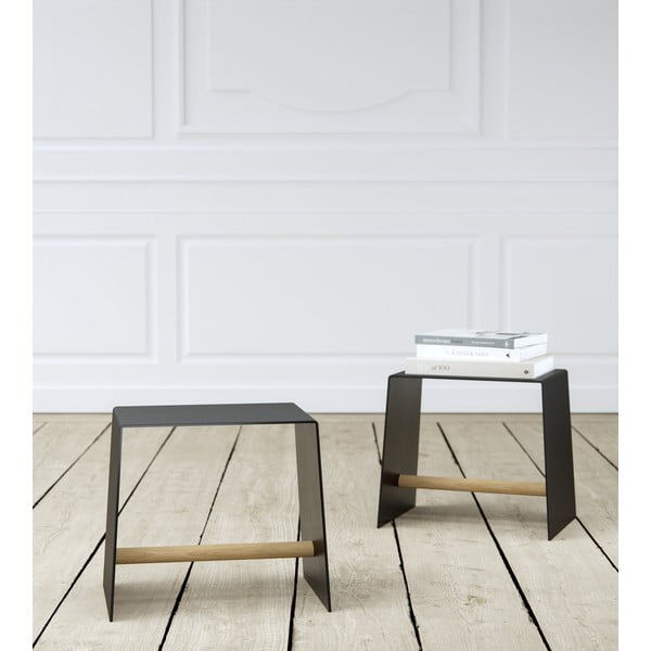 Sgabello nero in metallo Bull – LIND DNA-image-1