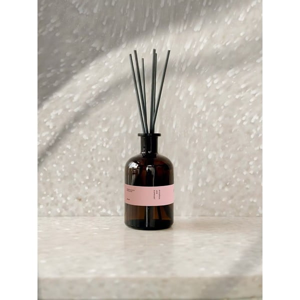 Diffusore #68 Peony, Linen, Fern – Perfumed Prague