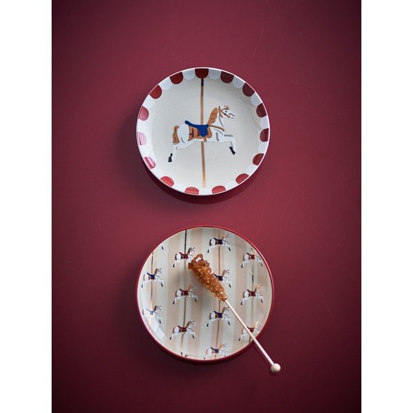 Set di piatti da dolce in gres a tema natalizio 2 pz ø 16 cm Merry-go-round – Bloomingville-image-2