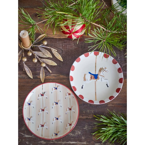 Set di piatti da dolce color crema in gres a tema natalizio 2 pz ø 16 cm Merry-go-round – Bloomingville-image-1
