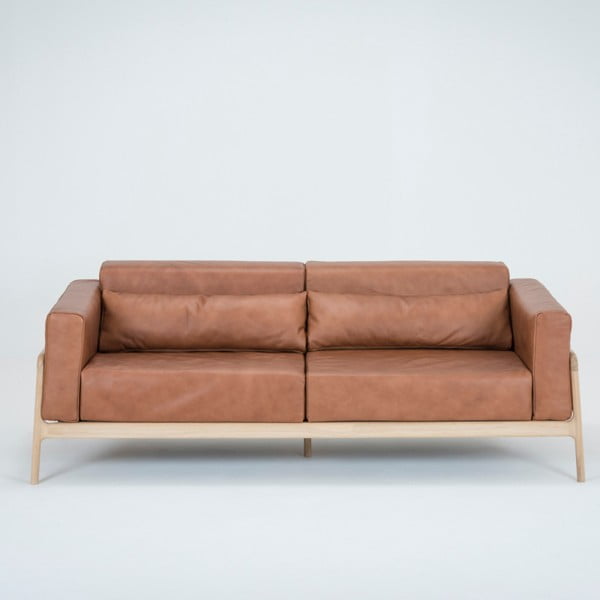 Divano in pelle di bufalo marrone cognac con struttura in rovere massiccio, 210 cm Fawn - Gazzda-image-1