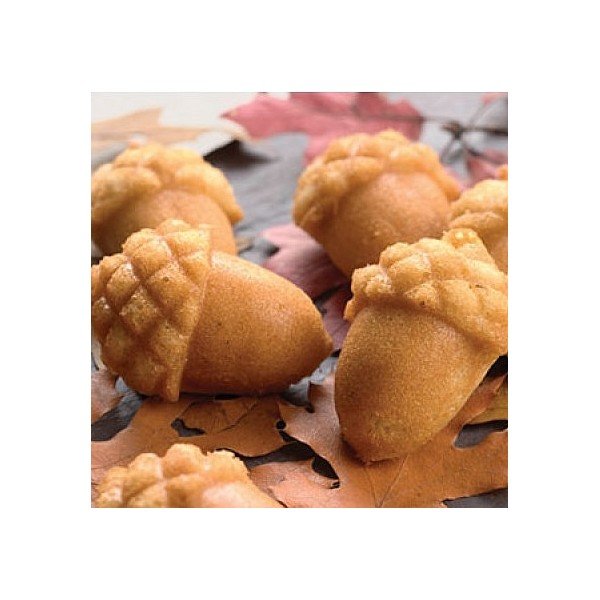 Forma na cukroví Nordic Ware Žaludy-image-2