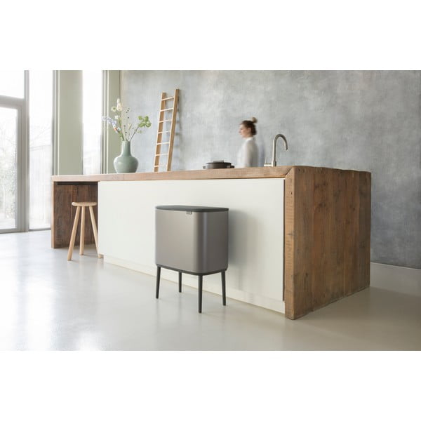Bidone in acciaio grigio touch per raccolta differenziata 34 l Bo Touch Bin - Brabantia-image-3