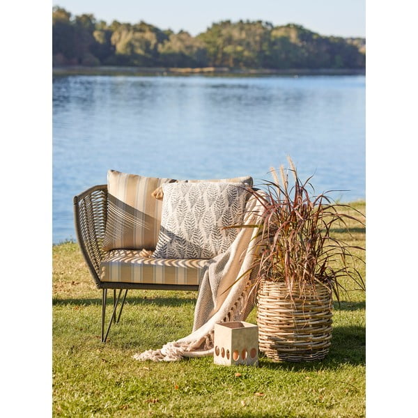 Poltrona da giardino imbottita beige Mundo - Bloomingville-image-1