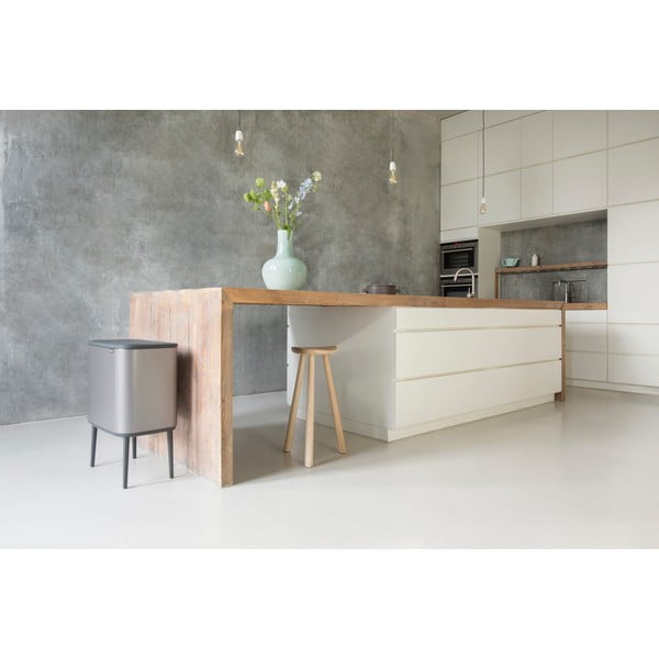 Bidone in acciaio grigio touch per raccolta differenziata 34 l Bo Touch Bin - Brabantia-image-1