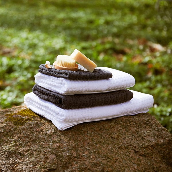 Asciugamano tipo terry grigio scuro in cotone organico 30x30 cm Check – JUNA-image-2