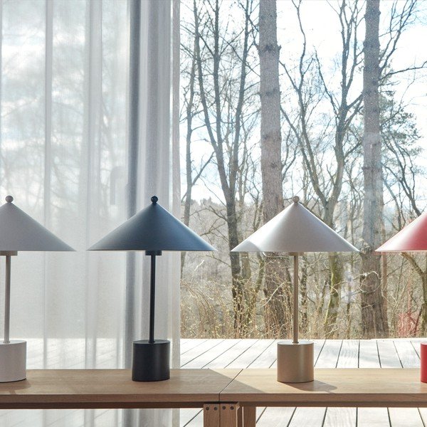 Lampada da tavolo rossa in metallo (altezza totale 50 cm) Kasa – OYOY Living Design-image-3