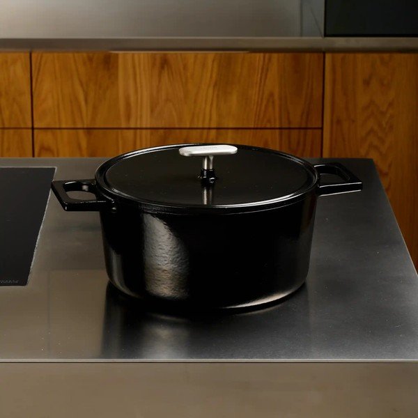 Casseruola in ghisa con coperchio incluso adatta all'induzione 5,5 l Mattia 3.0 – FABINI-image-1