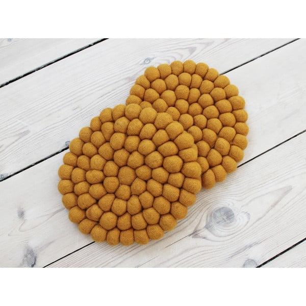 Sottobicchiere a sfera in lana giallo senape Sottobicchiere a sfera, ⌀ 20 cm - Wooldot