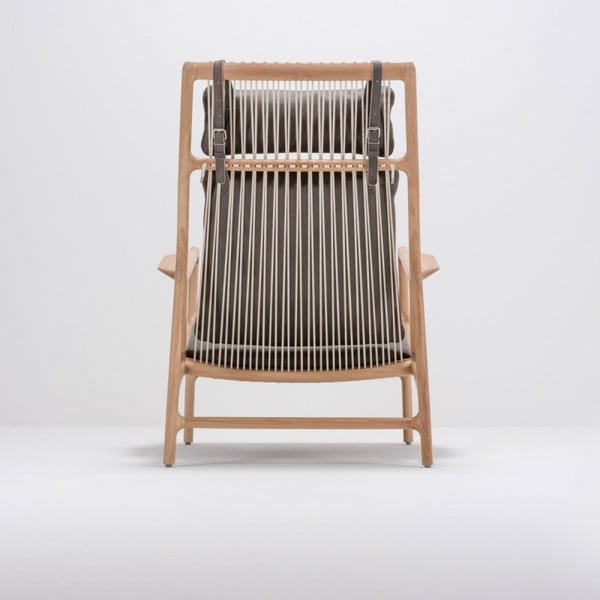 Poltrona con struttura in rovere massiccio e seduta in pelle di bufalo grigia Dedo - Gazzda-image-3