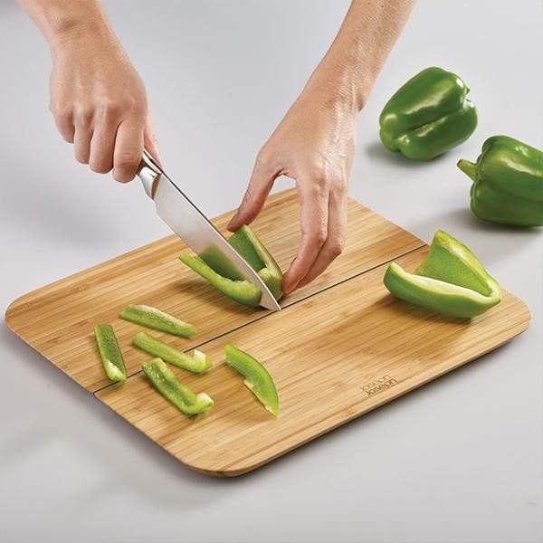 Bambusové skládací prkénko Joseph Joseph Chop2Pot, délka 32,5 cm-image-3