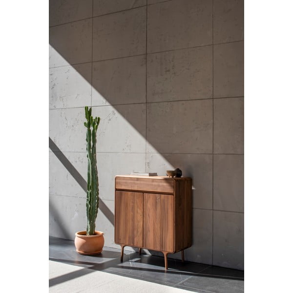 Cassettiera marrone in noce massiccio 90x110x45 cm Fawn – Gazzda-image-1