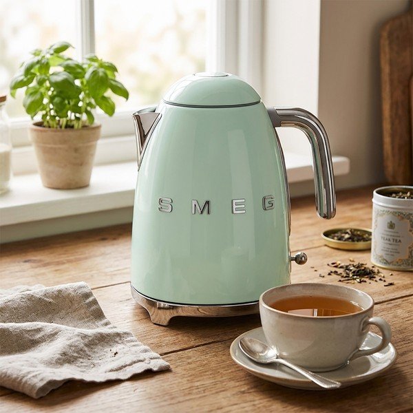 Bollitore verde chiaro 1,7 l 50's Retro Style - SMEG-image-1
