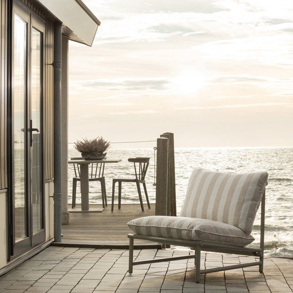 Poltrona da esterno beige in metallo/in imbottito Elvo – WOOOD-image-1