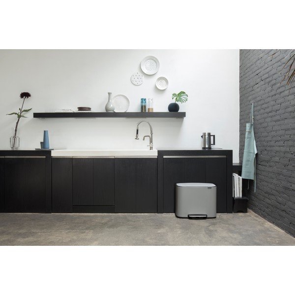 Bidone in acciaio grigio chiaro per raccolta differenziata 34 l Bo - Brabantia-image-1