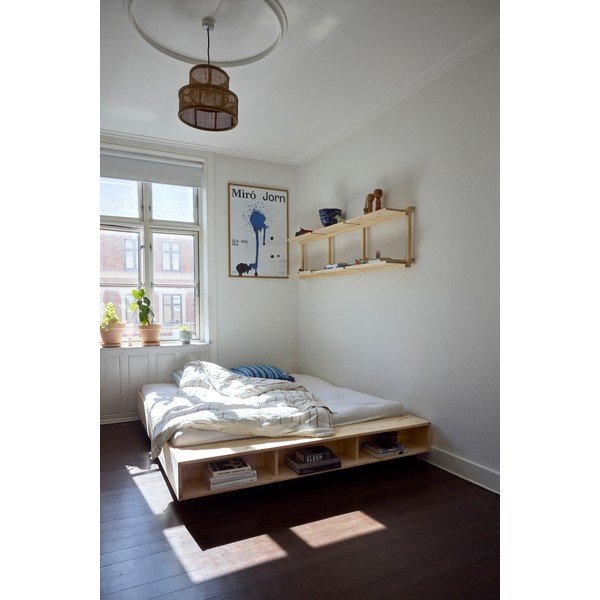 Letto matrimoniale di colore naturale in pino massiccio con rete inclusa 180x200 cm Merge – Karup Design-image-1