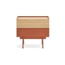 Comodino in rovere decorato in colore mattone-naturale Otto - Teulat