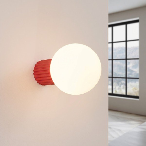 Lampada da parete rossa in vetro opale ø 12 cm Orbital – Sollux-image-1