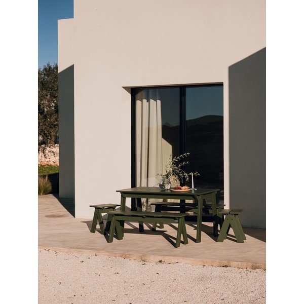 Tavolo da pranzo da giardino in pino massiccio 77x140 cm Navo – noo.ma-image-1