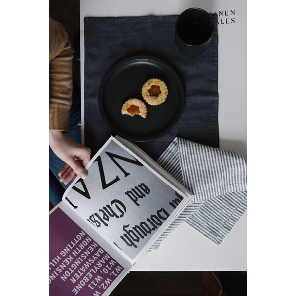 Tovaglietta di lino grigio scuro, 35 x 45 cm Dark Grey - Linen Tales-image-2