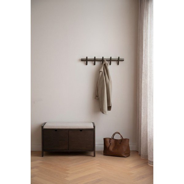 Scarpiera con seduta colore naturale scuro in rovere massiccio 80x47x41 cm Hillmond – Rowico-image-1